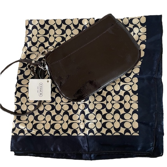 NWT-Coach Wristlet & Handkerchief: Mahogany - Picture 8 of 8